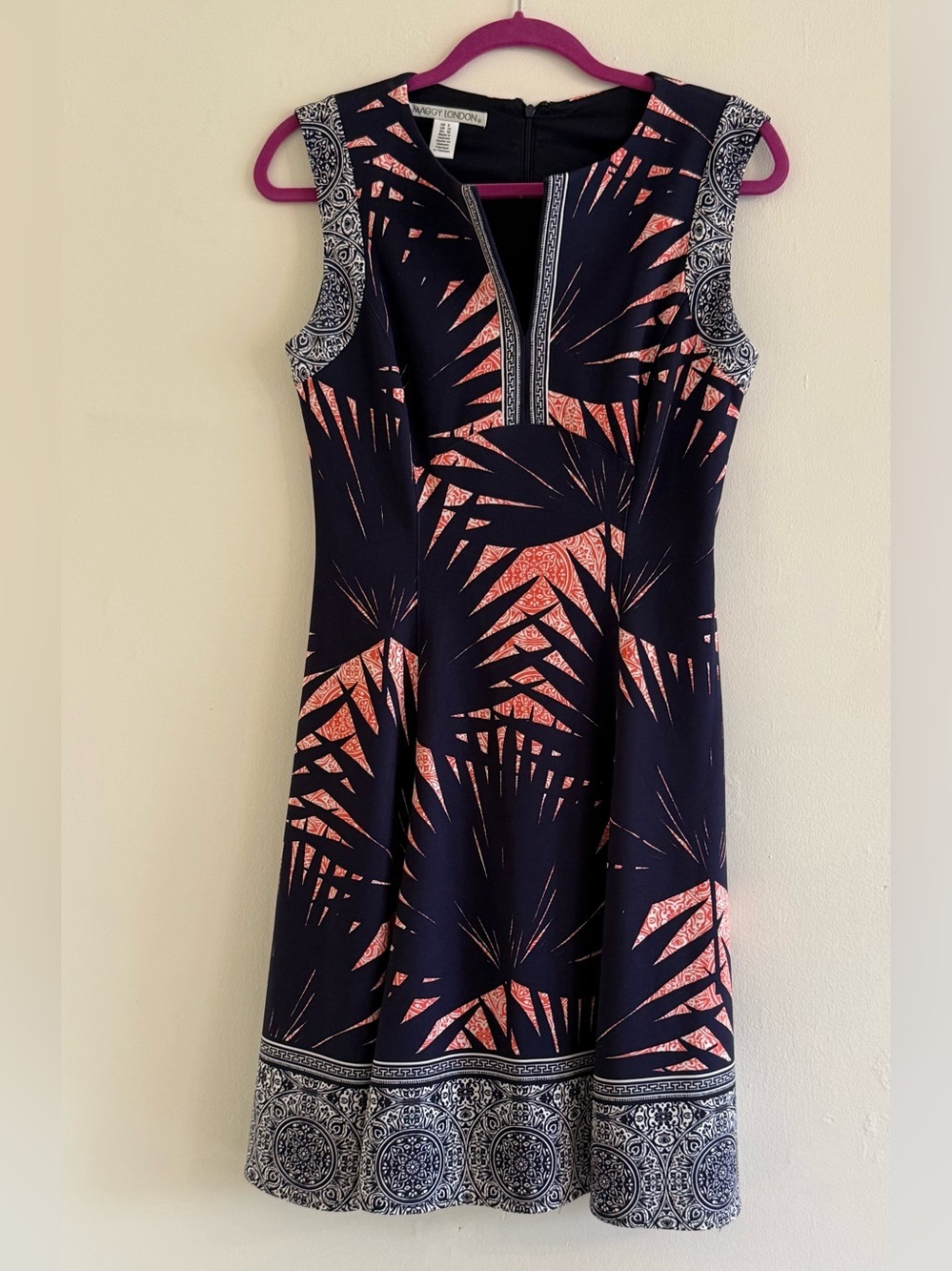 Lightweight Cute Maggy London Purple Knit Dress Size 8-NWOT